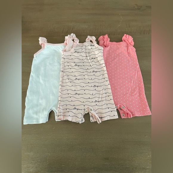 HB Set of 3 Ruffle Sleeve Short Rompers 0-3M-Pink Bonjour, Bulldog Bonjour, Dots - Picture 4 of 8